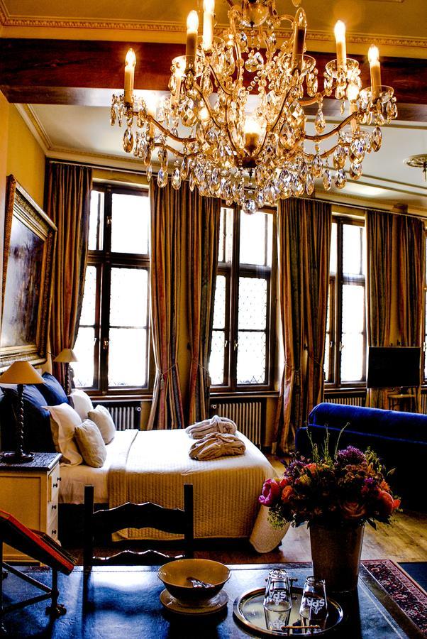 Guest House Huyze Die Maene بروج المظهر الخارجي الصورة
