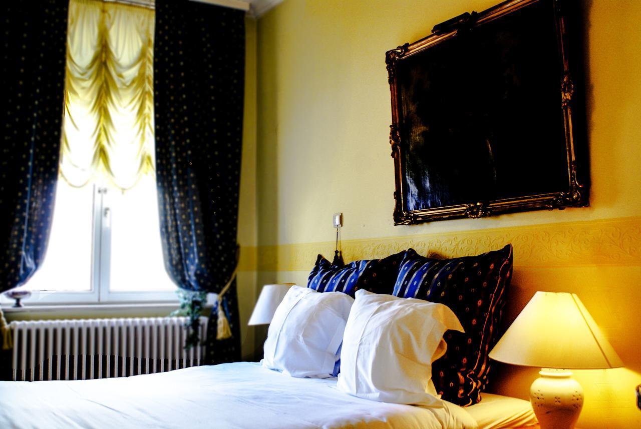 Guest House Huyze Die Maene بروج المظهر الخارجي الصورة