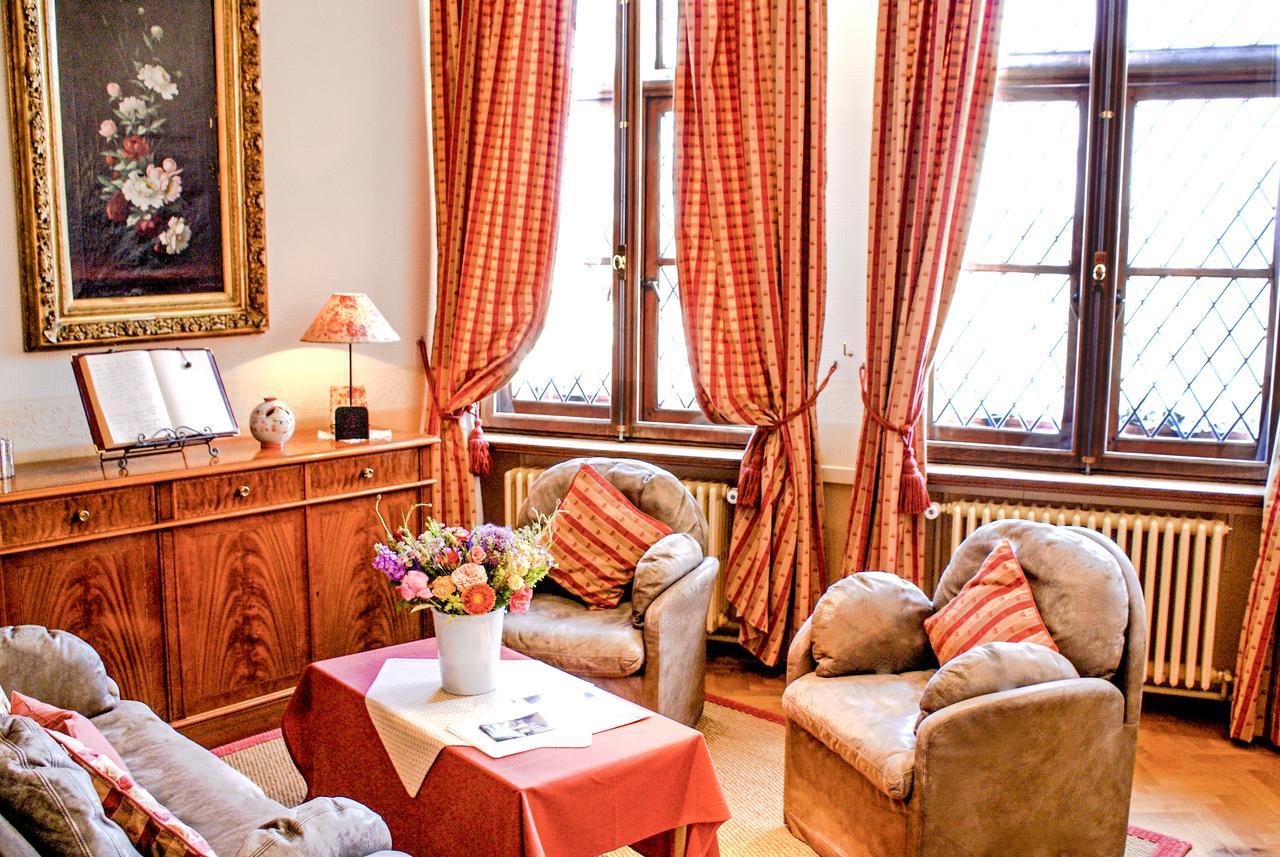 Guest House Huyze Die Maene بروج المظهر الخارجي الصورة