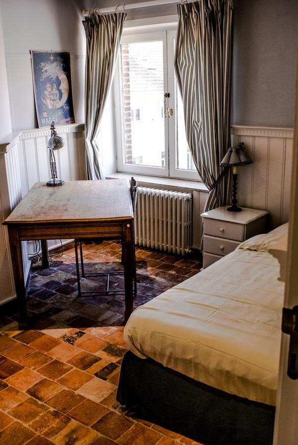 Guest House Huyze Die Maene بروج المظهر الخارجي الصورة